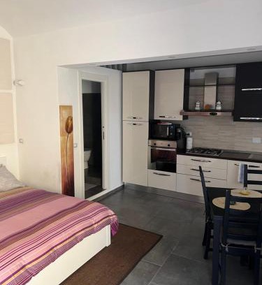 Rivoli Apartment | Relaxing Apartment with Free Parking & High Guest Rating