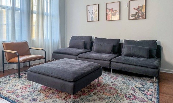 Constable Hook Apartment | Family-Friendly Stay with King Beds near NYC & EWR