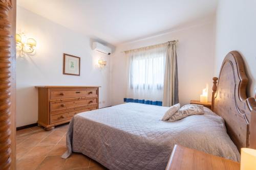 Liscia di Vacca Apartment | Relax at Our Deluxe Apartment with Free Pool and Beach Access