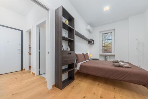Maggiolina Apartment | Inviting Niguarda - Central Station: Family-Friendly Stay