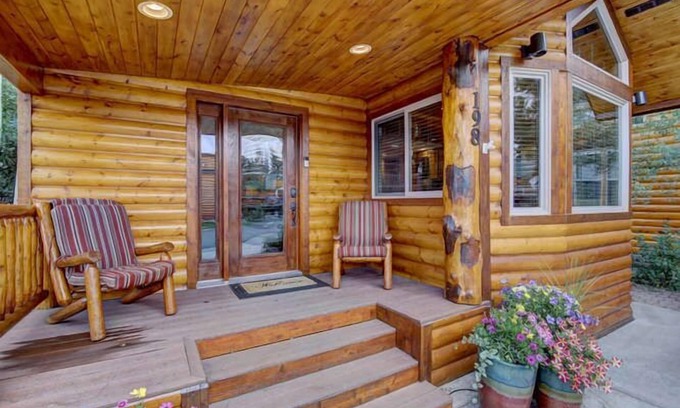 Breckenridge Cabin | Experience Free SkyCard Activities at a Cozy Cabin Retreat