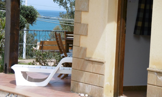 Balestrate House | Ideal Stay: Free WiFi & Beach Access near Palermo