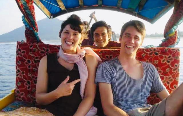 Dal Lake Boat Rental | Guest Rated 10/10: Freedom Accommodation & Family Travel