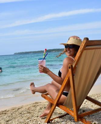 Bocachica Hotel | Relax at Freedom Beach Club with Oceanfront Views