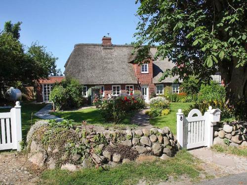 Emmelsbuell-Horsbuell House | Unforgettable Stays at Freesenhuus Althorsbüll - 5 Star Rated
