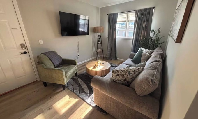 Manhattan Apartment | FREMONT #6