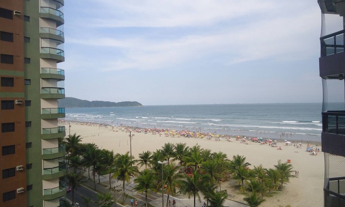 Aviacao Apartment | Ocean View Retreat: Guest Rated 10/10 with Pool & Spa