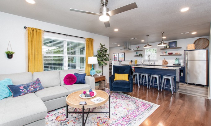 Belton House | Vibrant Belton Lake View Home with Pool & Family Amenities