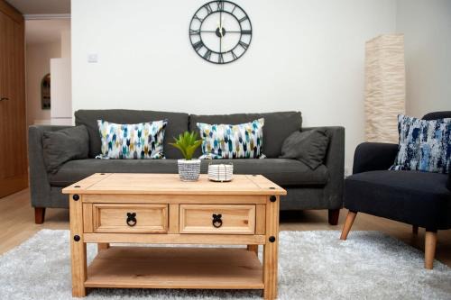 Letham Grange Apartment | Fresh and spacious 3 bedroom home