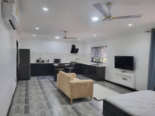 Bono East Region Apartment | Fresh Studio in Accra, Ga West
