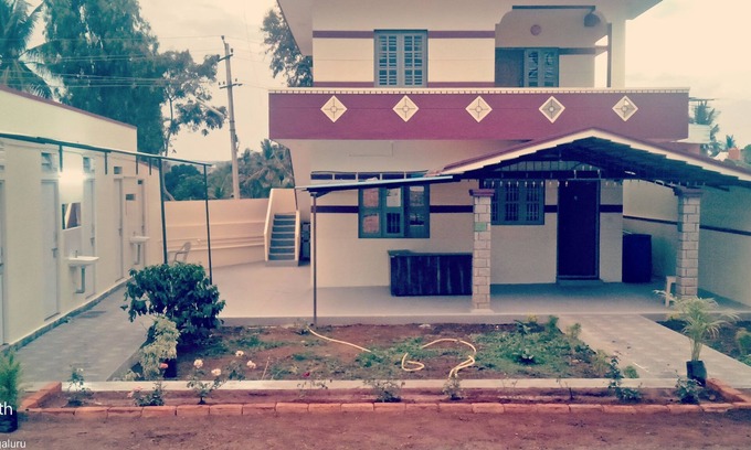 Huliyarahalli House | Refresh Your Stay at Namma Chikmagaluru Hotel