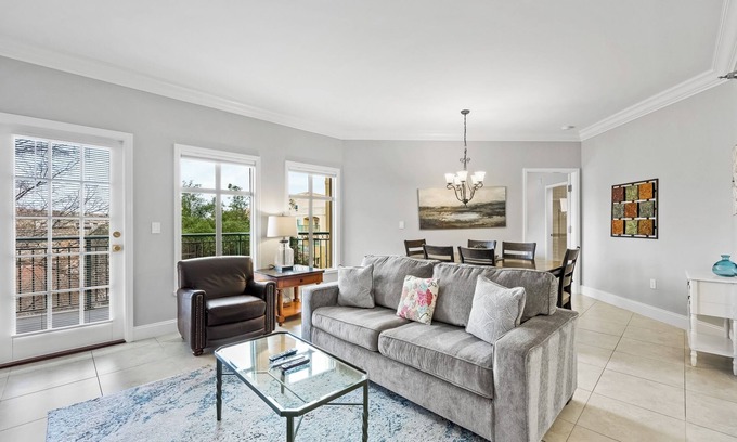Lake Las Vegas Condo | Stunning Lake Las Vegas Retreat with Pool and Scenic Views