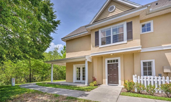 Venetian Bay Villages House | Renovated 4 Bedroom Retreat in Venetian Bay with Hot Tub