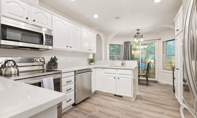 Mount Hood Village House | Modern Retreat with Hot Tub, Pet Friendly & Game Room