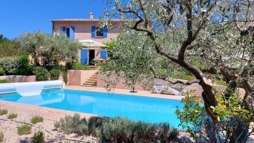 Buis-les-Baronnies House | Inviting Retreat with Pool, Garden & Ocean Views