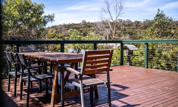 Coles Bay House | Freycinet Retreat - Private Getaway with Family-Friendly Perks
