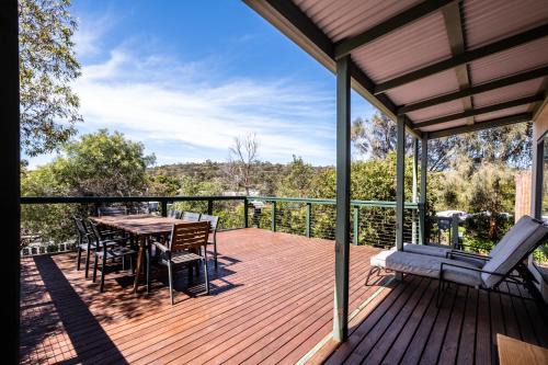 Coles Bay House | Top-Rated Family-Friendly Stay at Freycinet Retreat