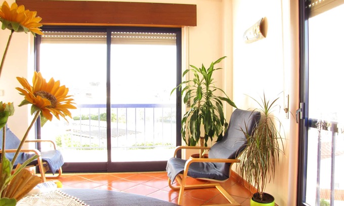 Ericeira Apartment | Welcoming Apartment with Ocean View & Pool - Guest Rated 10/10