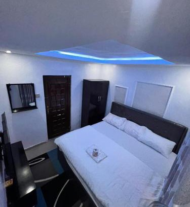 Loburo Apartment | Cozy Family-Friendly Apartment for Your Next Getaway