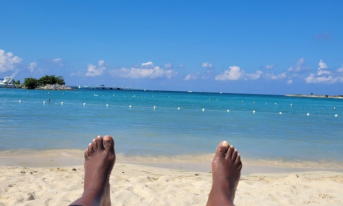 Portmore House | Comfort Home in a Friendly Gated Community with Ocean Views