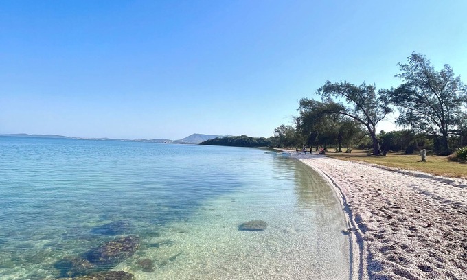 Sao Pedro da Aldeia House | Discover Friends Corner: Your Ideal Getaway Awaits