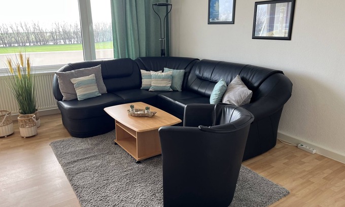 Horum Apartment | Oceanfront Friesenstube zum Meer - Perfect for 4 Guests!