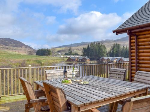 Foss House | Pet-Friendly Frith View: 4-Star Stay with Top Reviews