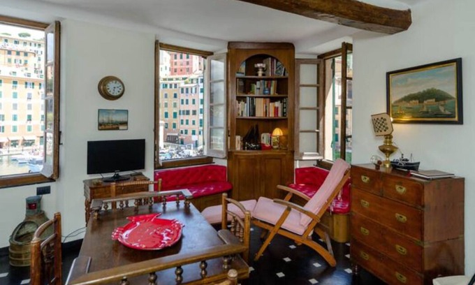 Camogli Apartment | Historic Fishermen's Home with Oceanfront Pool & Spa