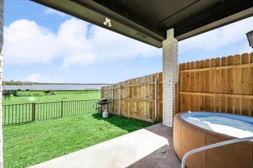 Rowlett House | Pet-Friendly Lake-Front Guest House with Pool Retreat