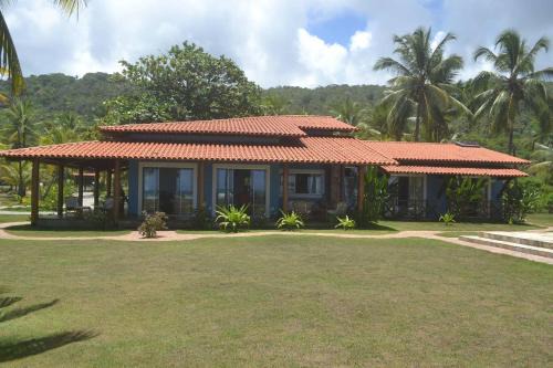 Serra Grande House | Oceanfront Front Sea House with Private Pool and Views