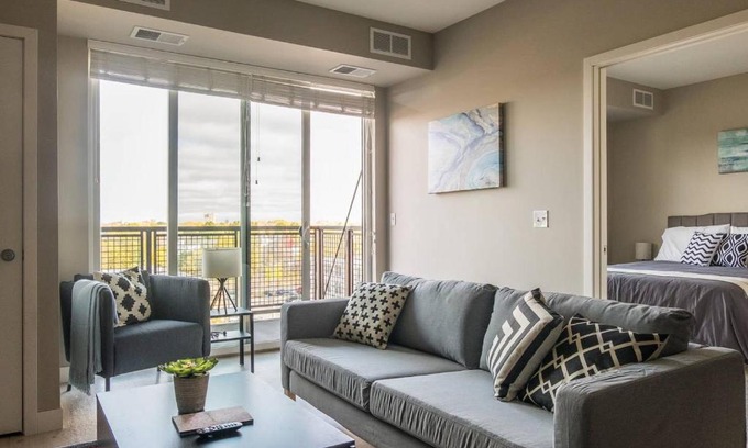 Nicollet Island Apartment | Family-Friendly Stay at FRONTDESK 20 Apts in Minneapolis