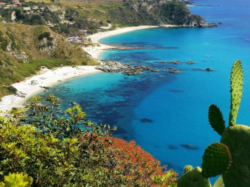 Santa Maria Apartment | FronteMare Seaview Apartments - 60 M E T R I dal Mare