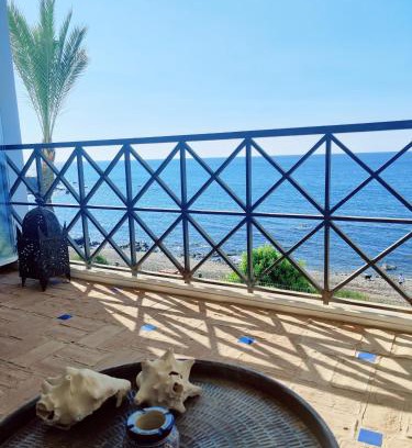 Bahia de Casares Apartment | Beachfront Apartment with Ocean Views in Bahia de Casares