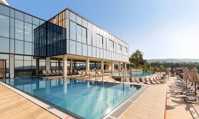 Vrdnik House | Fruške Residences: Family-Friendly Retreat with Pool & Spa