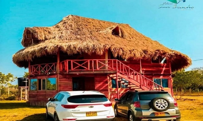Tubara Cottage | Cozy Frutos del Mar Vendrán with Oceanfront Views