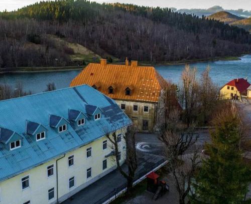 Fuzine Hotel | Family-Friendly Fužinarska kuća with Kitchen Amenities