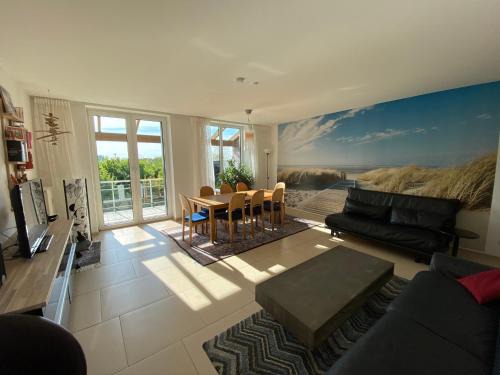 Hohen Wieschendorf Apartment | Discover Fuchs und Elster: Ocean View & Family-Friendly Stay