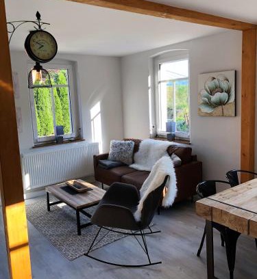 Pfaffendorf Apartment | Discover Fuchsbau: Pet & Child-Friendly Retreat