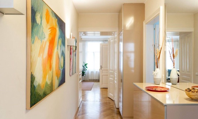 Himmelpfortgrund Apartment | Top-Rated Fuchsthallergasse 10 with Breakfast Included