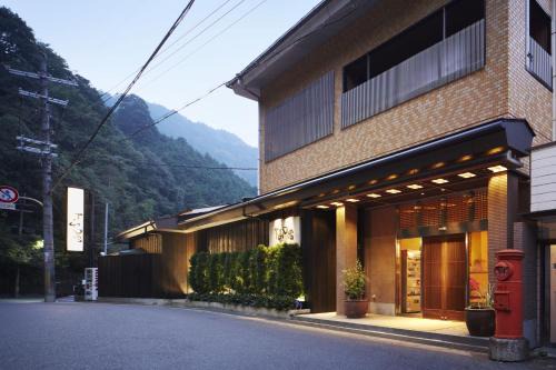 Izumisano Hotel | Experience Comfort at Fudoguchikan - 9/10 Guest Rated