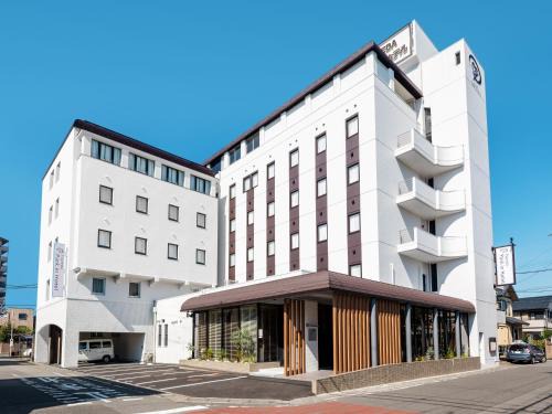 Fujieda Hotel | Comfortable Stay at Fujieda Park Inn Hotel with Breakfast