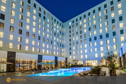Juriquilla Hotel | Experience FUJITAYA Querétaro: 5-Star Oceanfront Oasis