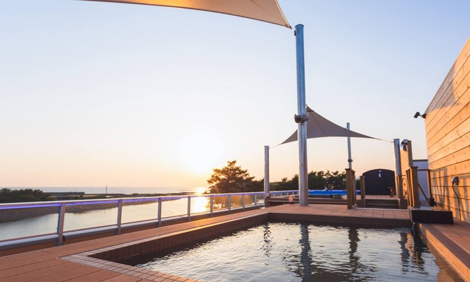 Ichikikushikino Hotel | Experience Fukiagehama Field Hotel: 10/10 Guest Rated Stay