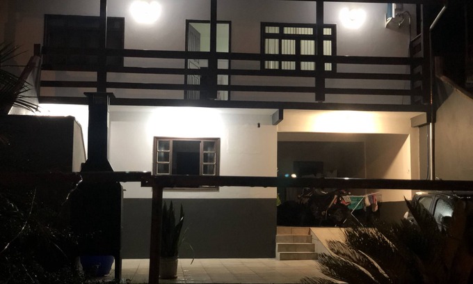 Fazenda House | Ideal Getaway, Steps from Beautiful Beaches at Atalaia Heads