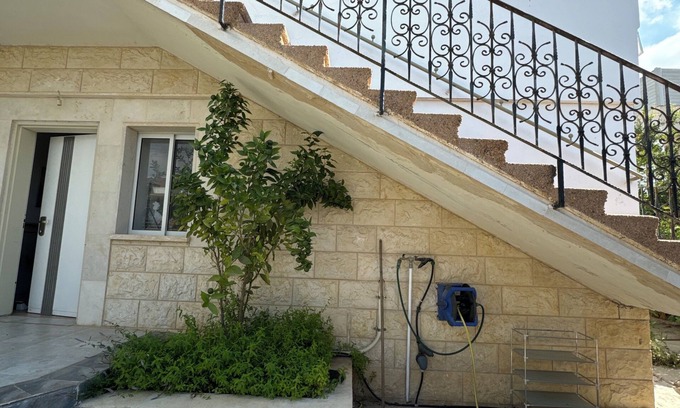 Daliyat al-Karmel House | Full House