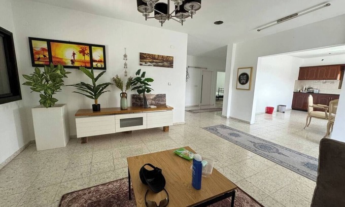 Daliyat al-Karmel House | Full House - saving you money