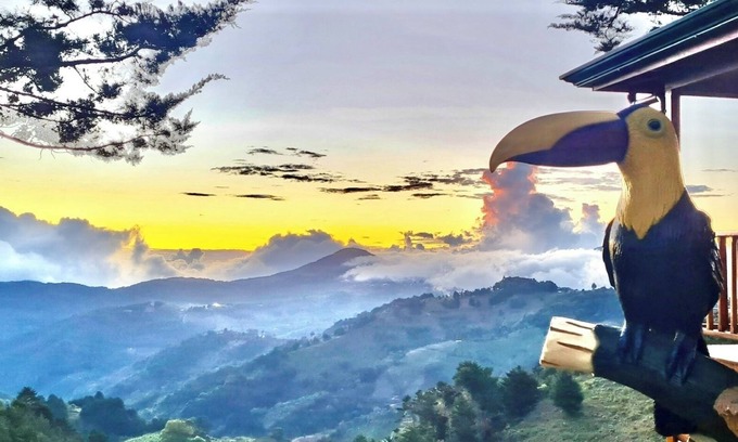 Canton Tarrazu House | Scenic Full House with Panoramic Views and Great Amenities