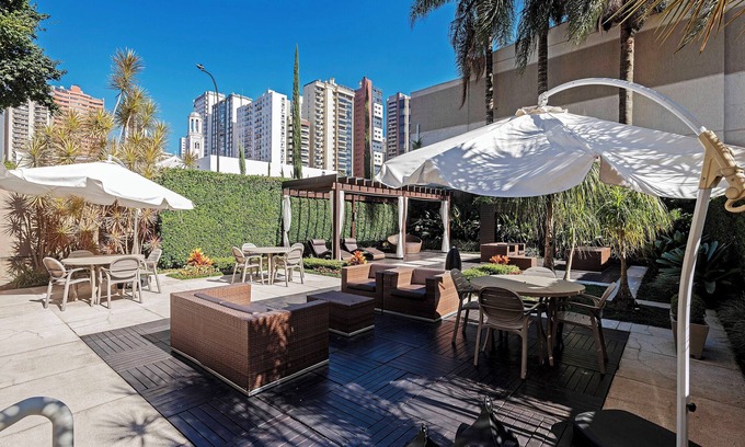 Batel Hotel | Stylish Full Jazz by Slaviero Hotéis with Spa & Dining
