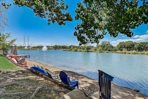 Horseshoe Bay Apartment | Pet-Friendly Full Moon Harbor with 10/10 Guest Rating