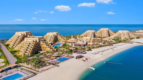 Bab Al Bahr Apartment | Oceanview Studio with Private Beach and Pool Access